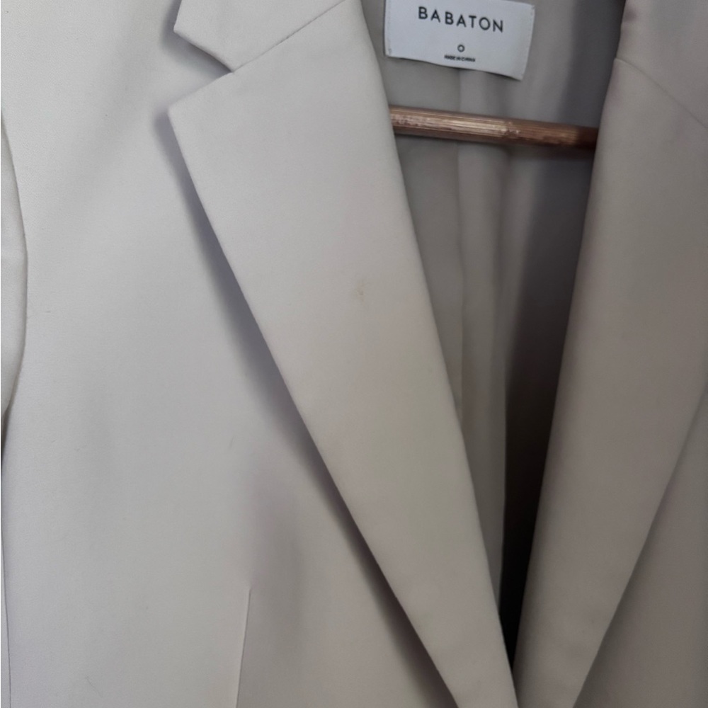 Babaton Tailored Light Cream Single-Button Blazer - Picture 4 of 4
